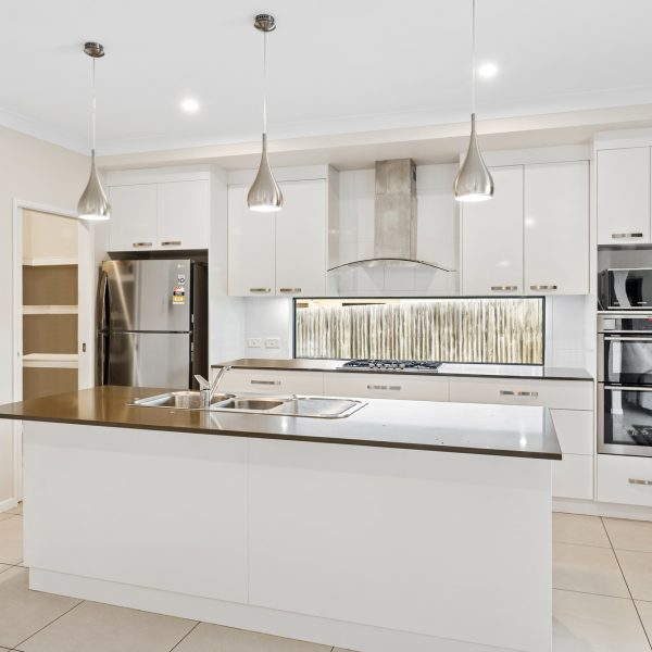 7 Regent Avenue, Richmond, QLD 4740 AUS