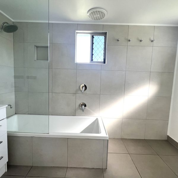 63 Donaldson Street, West Mackay, QLD 4740 AUS