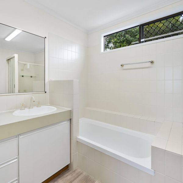 1/9 Homestead Bay Avenue, Shoal Point, QLD 4750 AUS