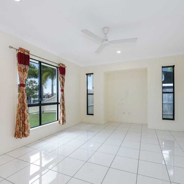 34 Madison Avenue, Glenella, QLD 4740 AUS