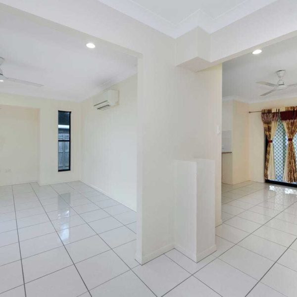 34 Madison Avenue, Glenella, QLD 4740 AUS