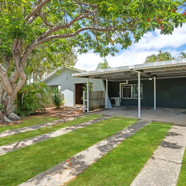17 Nicklin Drive, Beaconsfield, QLD 4740 AUS