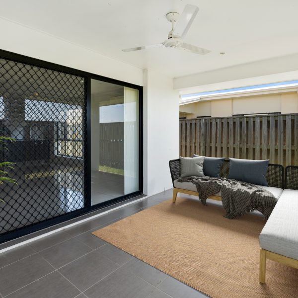 54 Commander Parade, Bucasia, QLD 4750 AUS