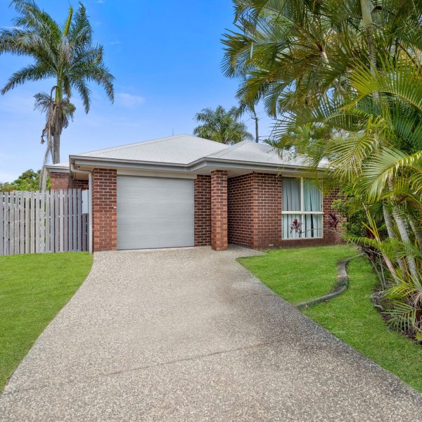 2 Greenwood Drive, Glenella, QLD 4740 AUS