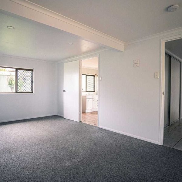 4 Ross Street, Mount Pleasant, QLD 4740 AUS