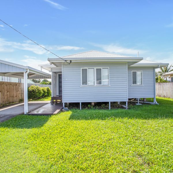 13 Simpson Street, West Mackay, QLD 4740 AUS