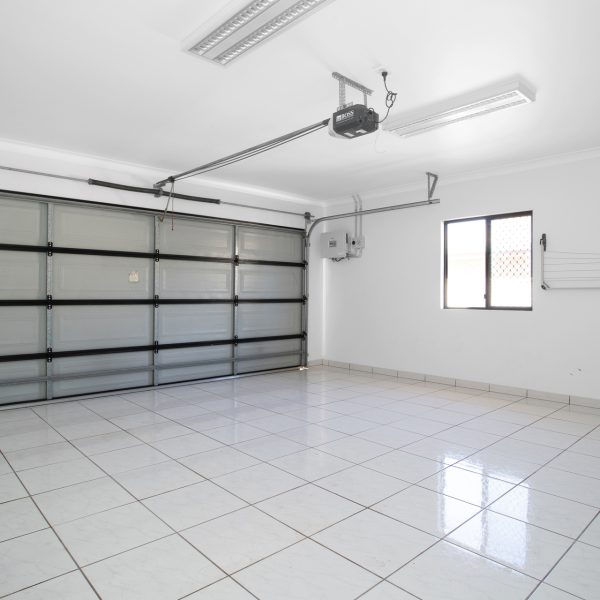61 Victor Avenue, Glenella, QLD 4740 AUS