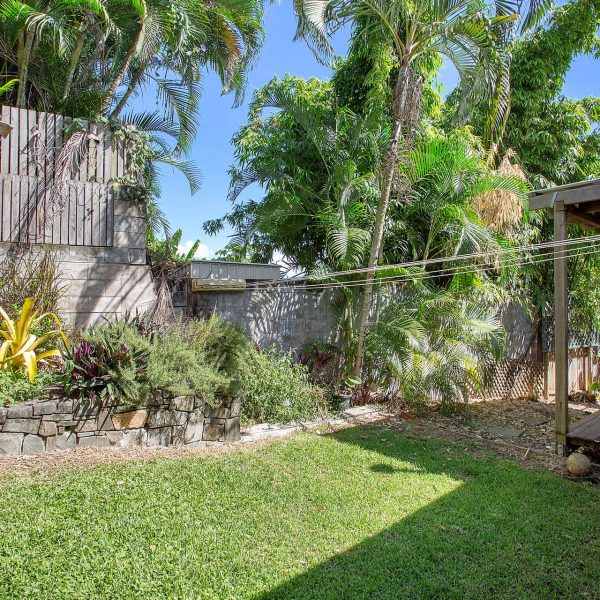 16 Pollock Street, North Mackay, QLD 4740 AUS