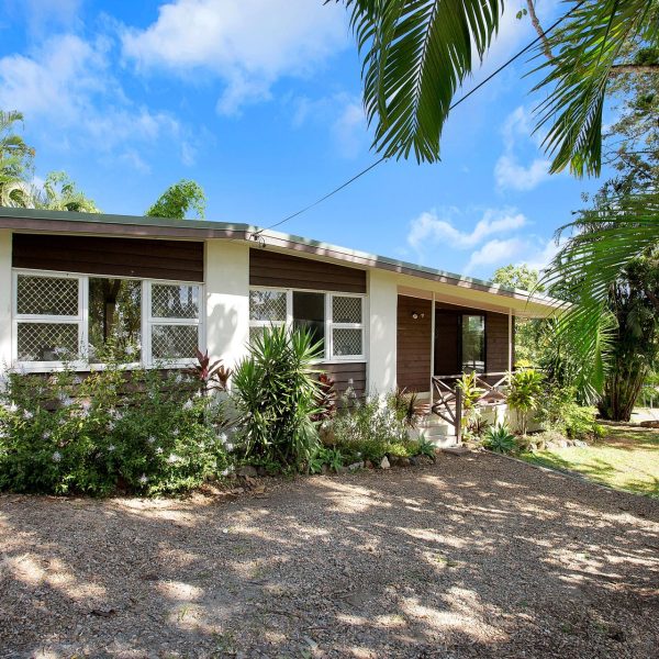 16 Pollock Street, North Mackay, QLD 4740 AUS
