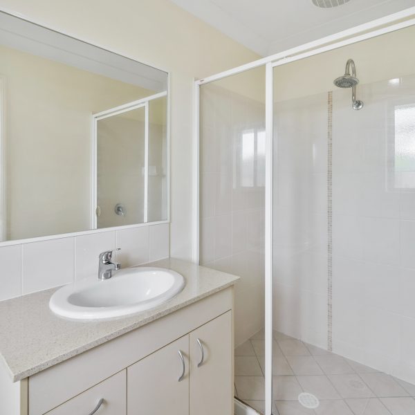 33 Galleon Circuit, Bucasia, QLD 4750 AUS
