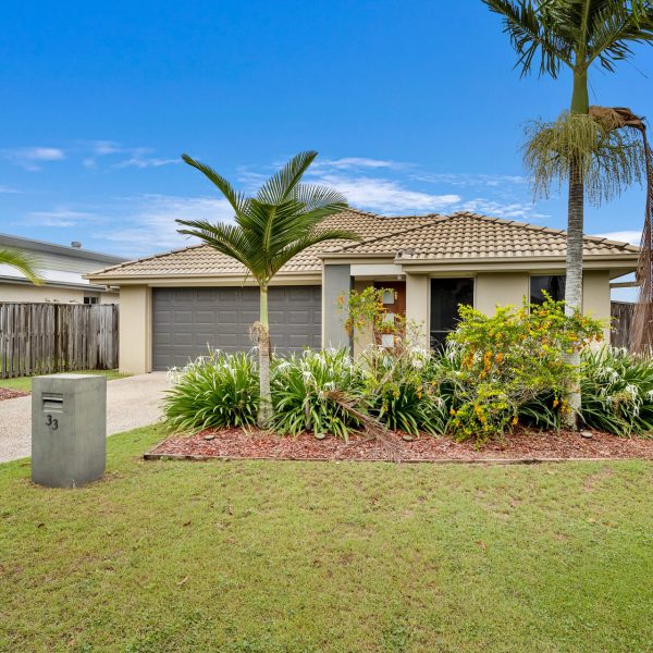 33 Galleon Circuit, Bucasia, QLD 4750 AUS