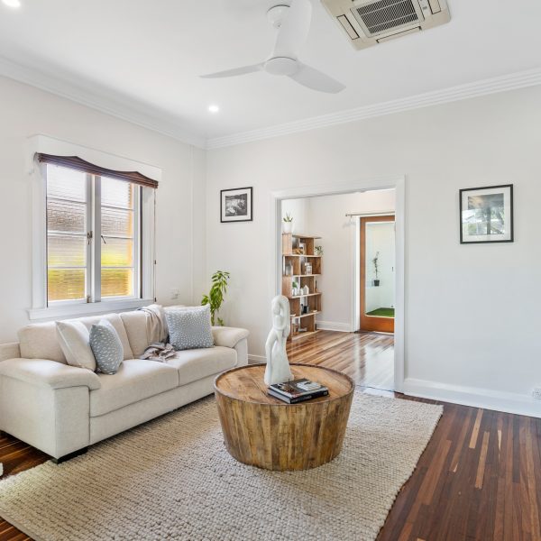 83 Nebo Road, West Mackay, QLD 4740 AUS