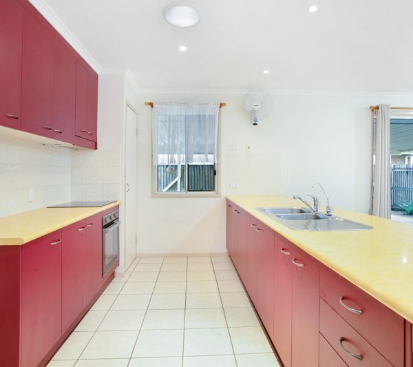 12 Lois Street, Mount Pleasant, QLD 4740 AUS