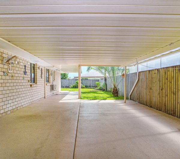 12 Lois Street, Mount Pleasant, QLD 4740 AUS