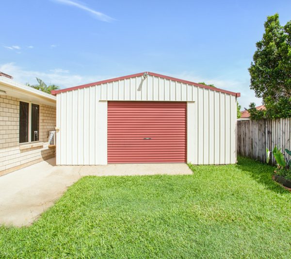 12 Lois Street, Mount Pleasant, QLD 4740 AUS