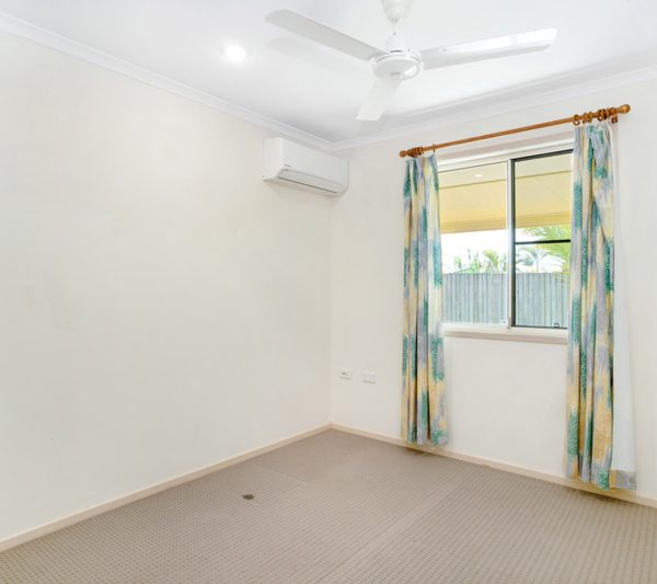 12 Lois Street, Mount Pleasant, QLD 4740 AUS