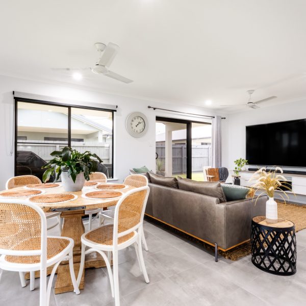 23 Lugano Mews, Andergrove, QLD 4740 AUS
