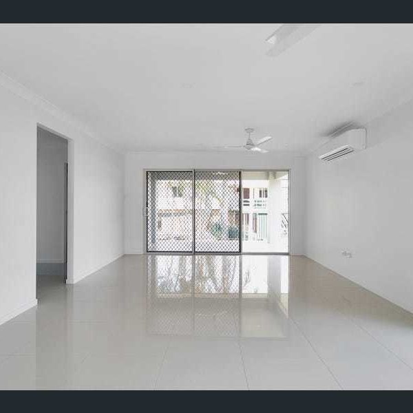 3/8 Petrie Street, East Mackay, QLD 4740 AUS
