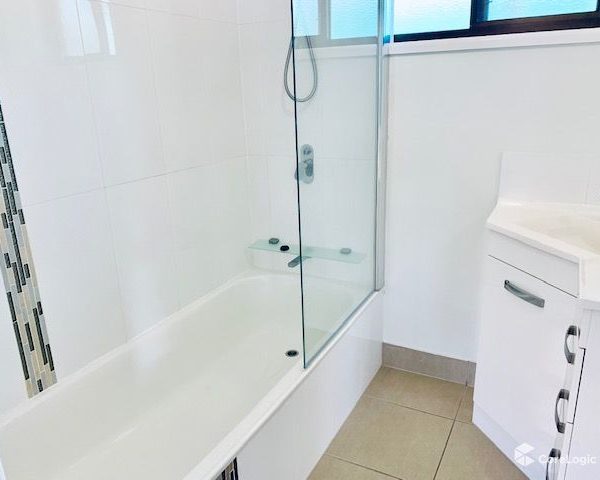 48 Busuttin Drive, Eimeo, QLD 4740 AUS