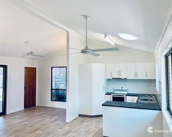 48 Busuttin Drive, Eimeo, QLD 4740 AUS