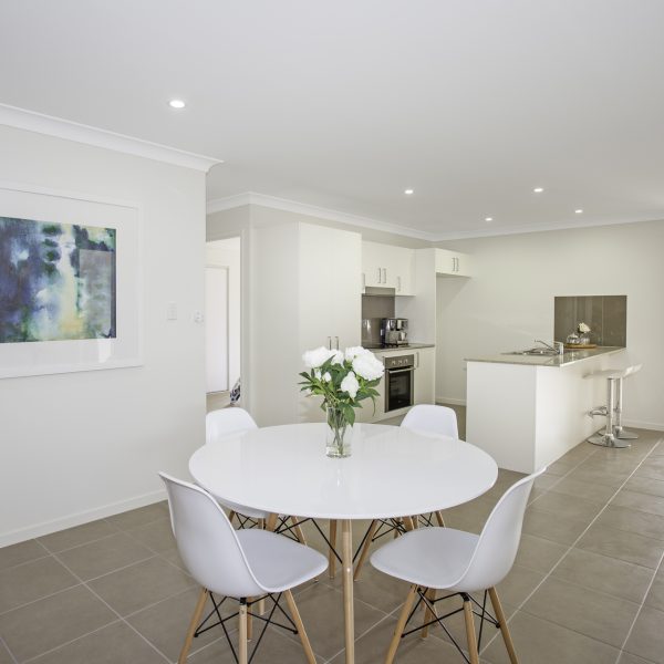 1/11 Hinkler Court, Rural View, QLD 4740 AUS