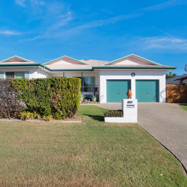 11 Admiralty Way, Bucasia, QLD 4750 AUS