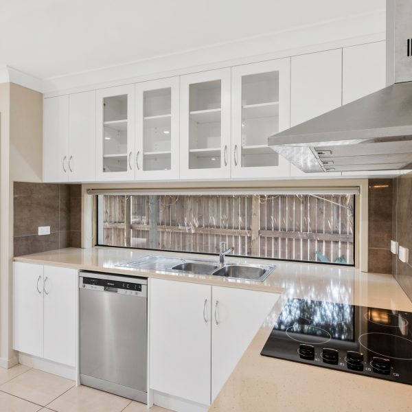29 Makybe Diva Drive, Ooralea, QLD 4740 AUS