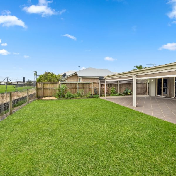 29 Makybe Diva Drive, Ooralea, QLD 4740 AUS