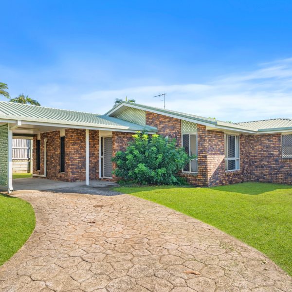 8 Dumfries Court, Beaconsfield, QLD 4740 AUS