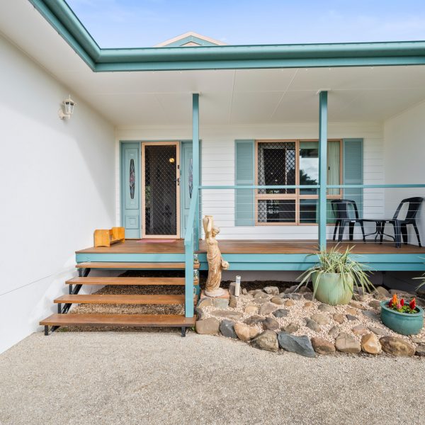 11 Admiralty Way, Bucasia, QLD 4750 AUS