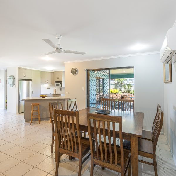 18 Mulcahy Crescent, Eimeo, QLD 4740 AUS