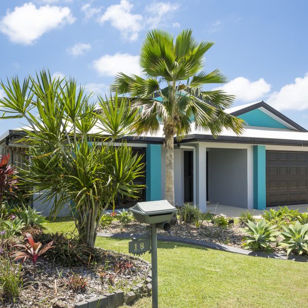 18 Mulcahy Crescent, Eimeo, QLD 4740 AUS