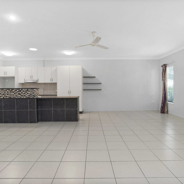 16 Sunita Drive, Andergrove, QLD 4740 AUS