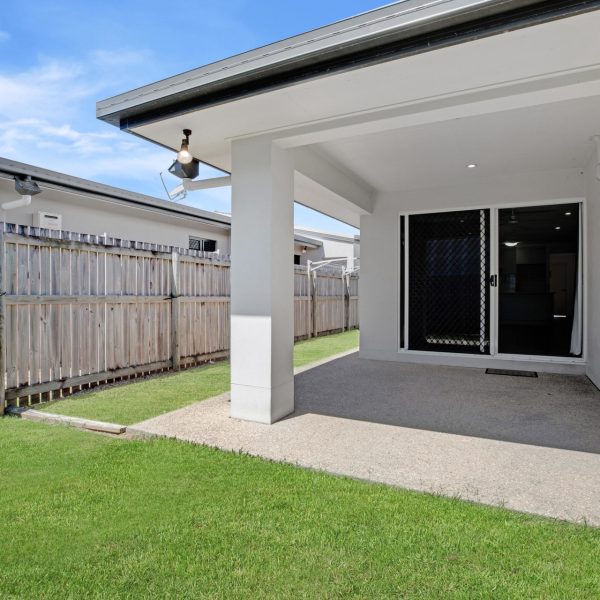 10/21 Sunita Drive, Andergrove, QLD 4740 AUS