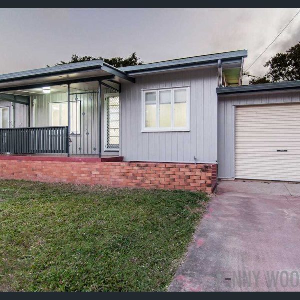 27 Paulette Street, West Mackay, QLD 4740 AUS