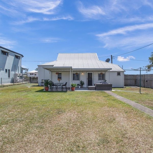 26 High Street, Walkerston, QLD 4751 AUS