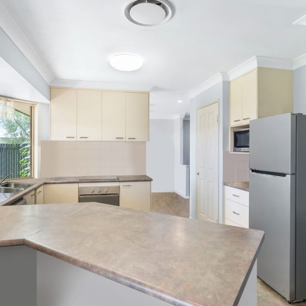6 McGarry Street, Andergrove, QLD 4740 AUS