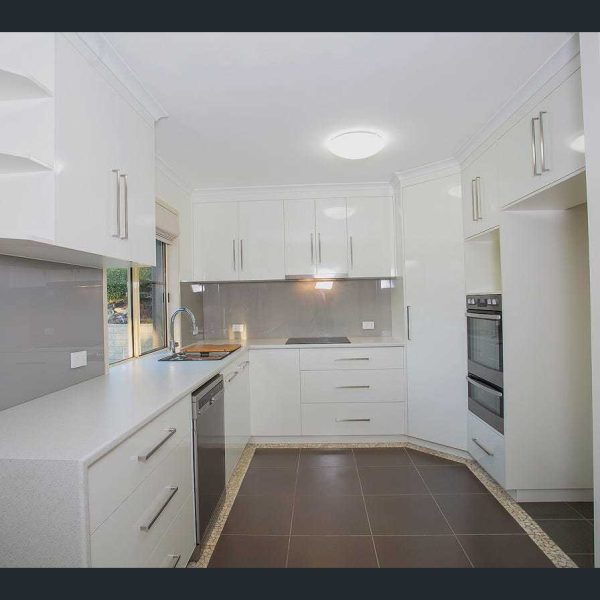 18 Bankswood Street, Beaconsfield, QLD 4740 AUS