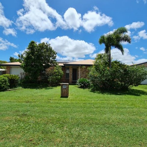 56 Bradman Drive, Glenella, QLD 4740 AUS