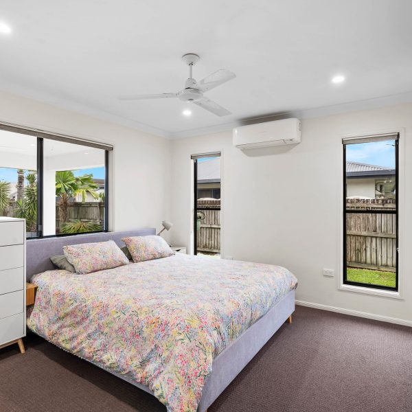 7 Colonial Street, Ooralea, QLD 4740 AUS