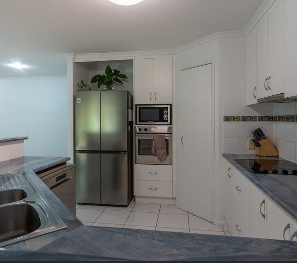 15 Botha Street, Blacks Beach, QLD 4740 AUS