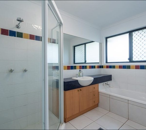 15 Botha Street, Blacks Beach, QLD 4740 AUS