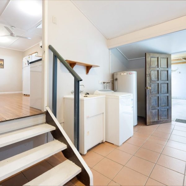 27 Valley Street, North Mackay, QLD 4740 AUS