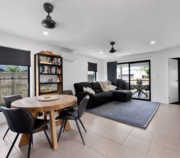 7 Antonia Court, Glenella, QLD 4740 AUS