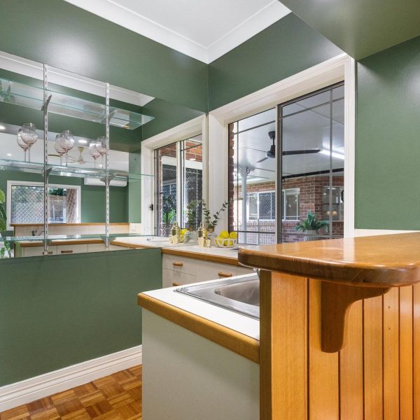 9 Ronnie Court, Rural View, QLD 4740 AUS