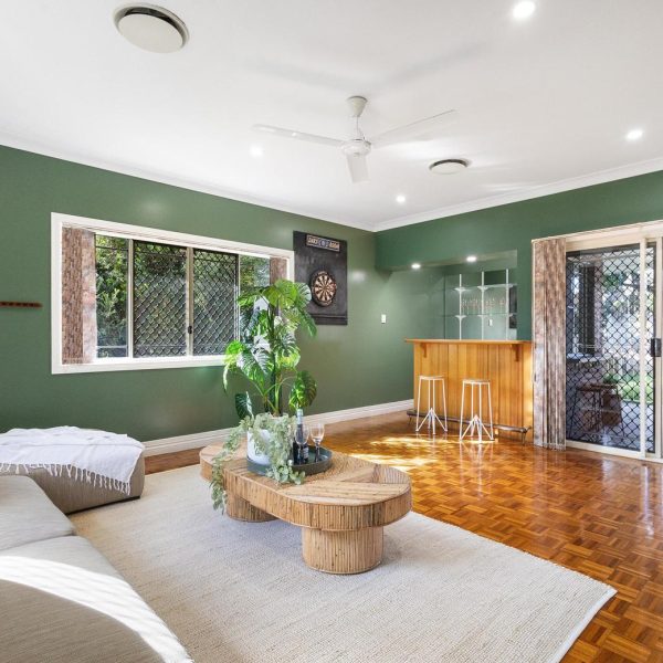 9 Ronnie Court, Rural View, QLD 4740 AUS