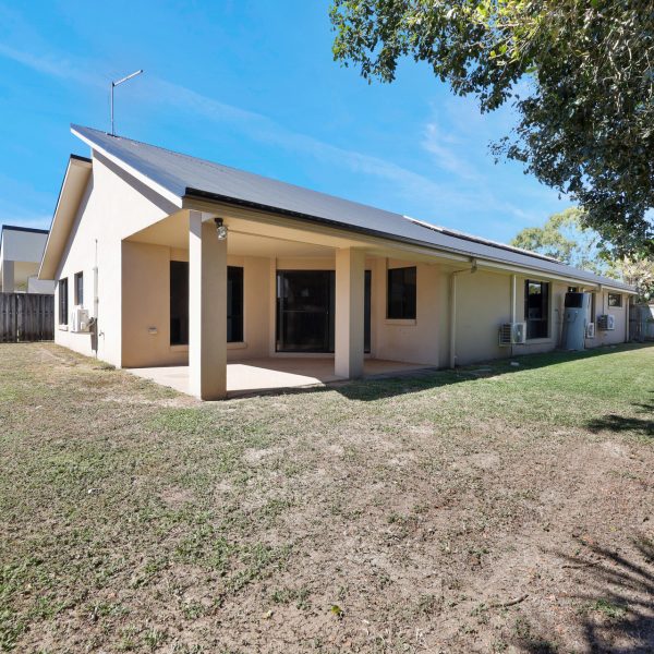 5 Ulladulla Street, Blacks Beach, QLD 4740 AUS