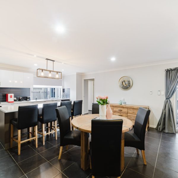 15 Dulcis Drive, Rural View, QLD 4740 AUS