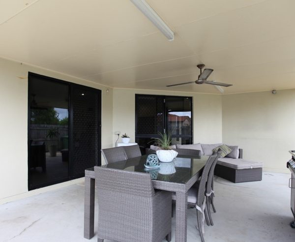 11 Stuart Hindle Drive, Mount Pleasant, QLD 4740 AUS