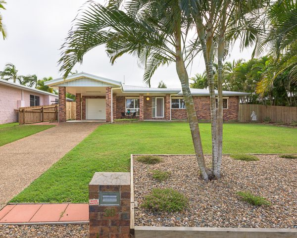 30 Peatey Street, Andergrove, QLD 4740 AUS